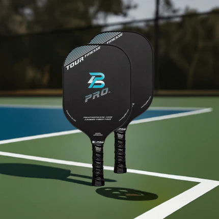 The Ultimate Guide to Choosing the Best Pickleball Racquet (Paddle)